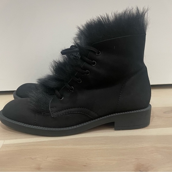 EUC Pedro Garcia Black Suede Tassel Accents Ankle Combat Boots Size 41 - Picture 12 of 16